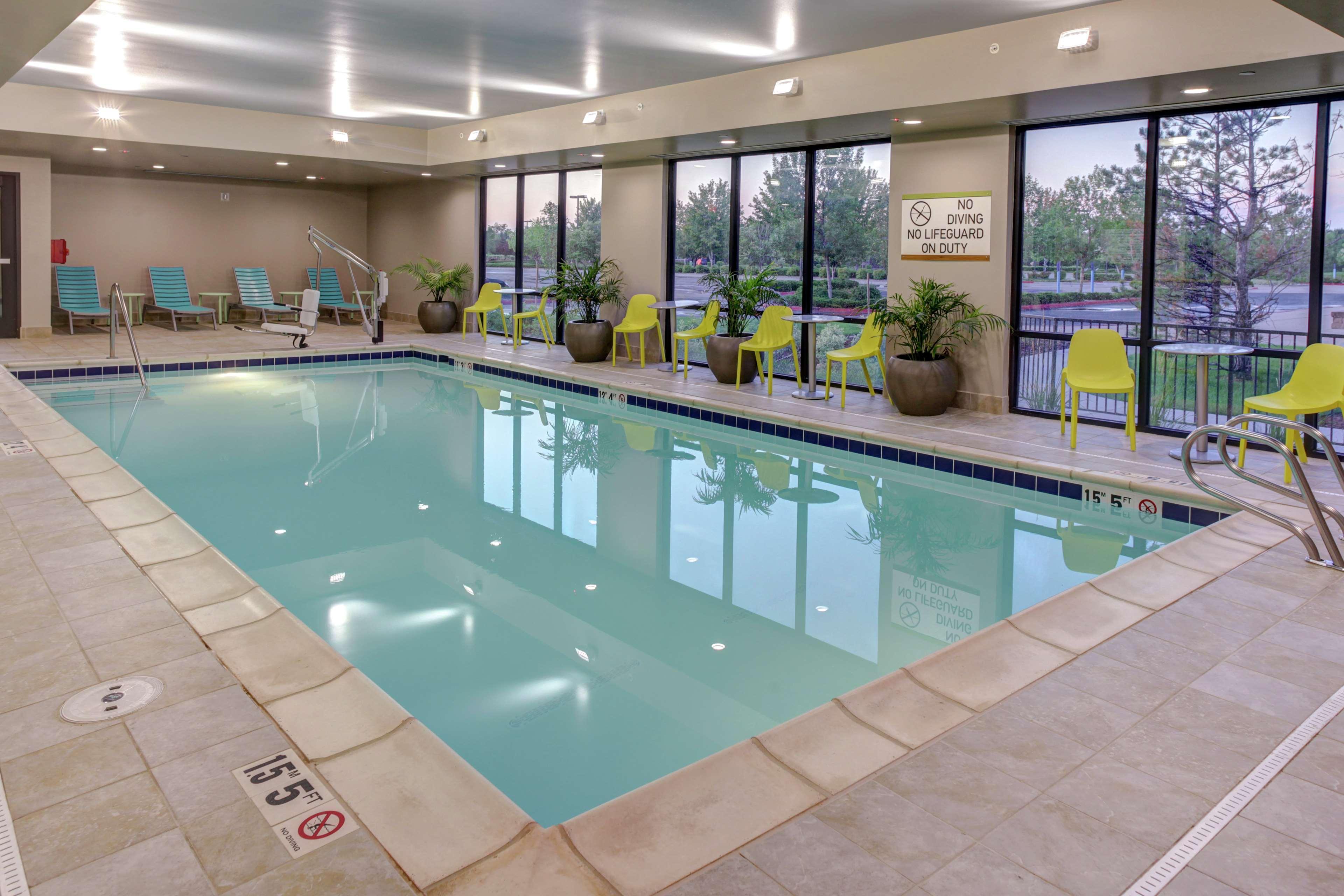 Home2 Suites By Hilton Fort Collins Bagian luar foto