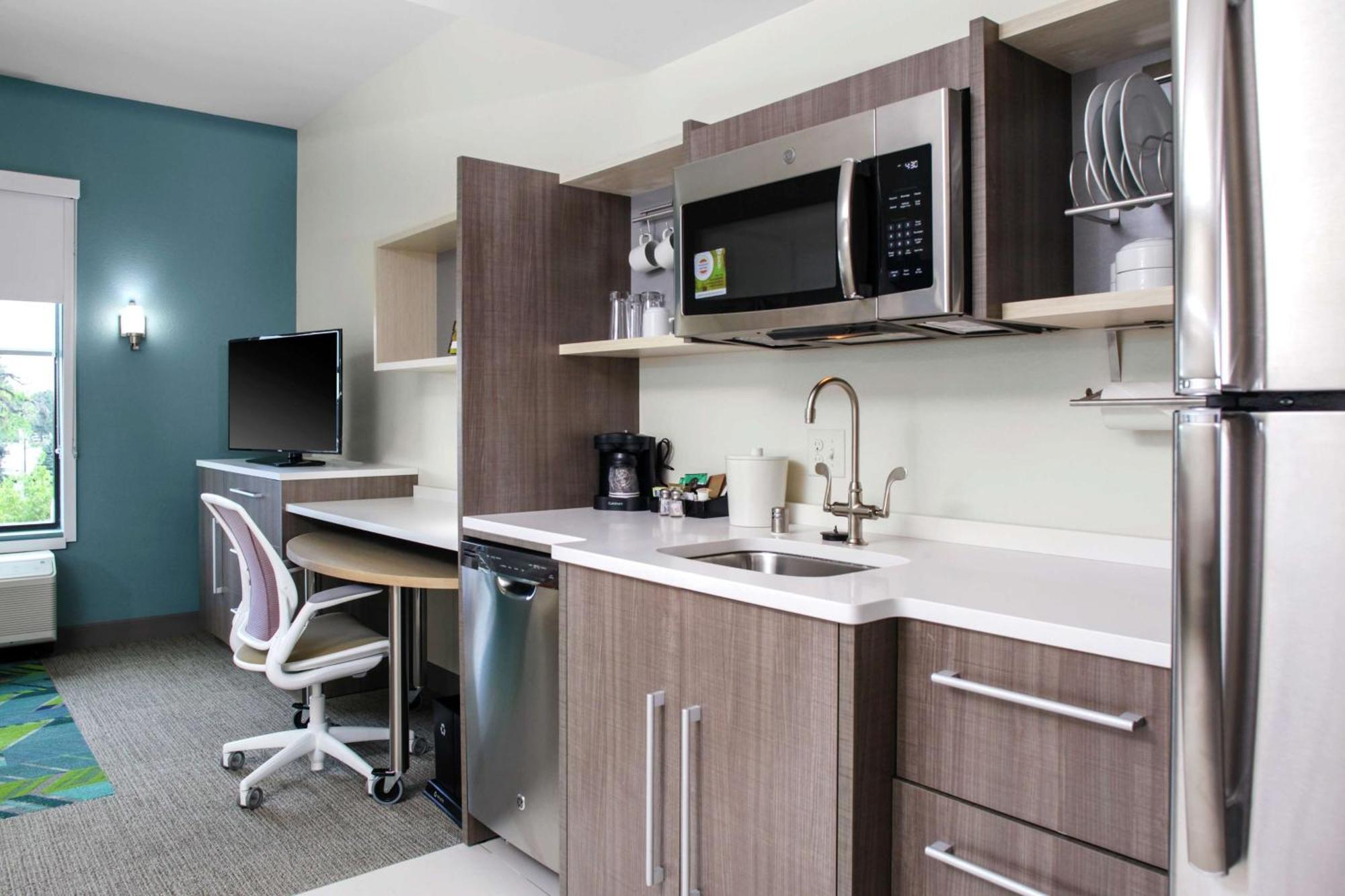 Home2 Suites By Hilton Fort Collins Bagian luar foto